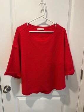 Zenana Double Knit Exposed Seam Curved Hem Short Sleeve Top